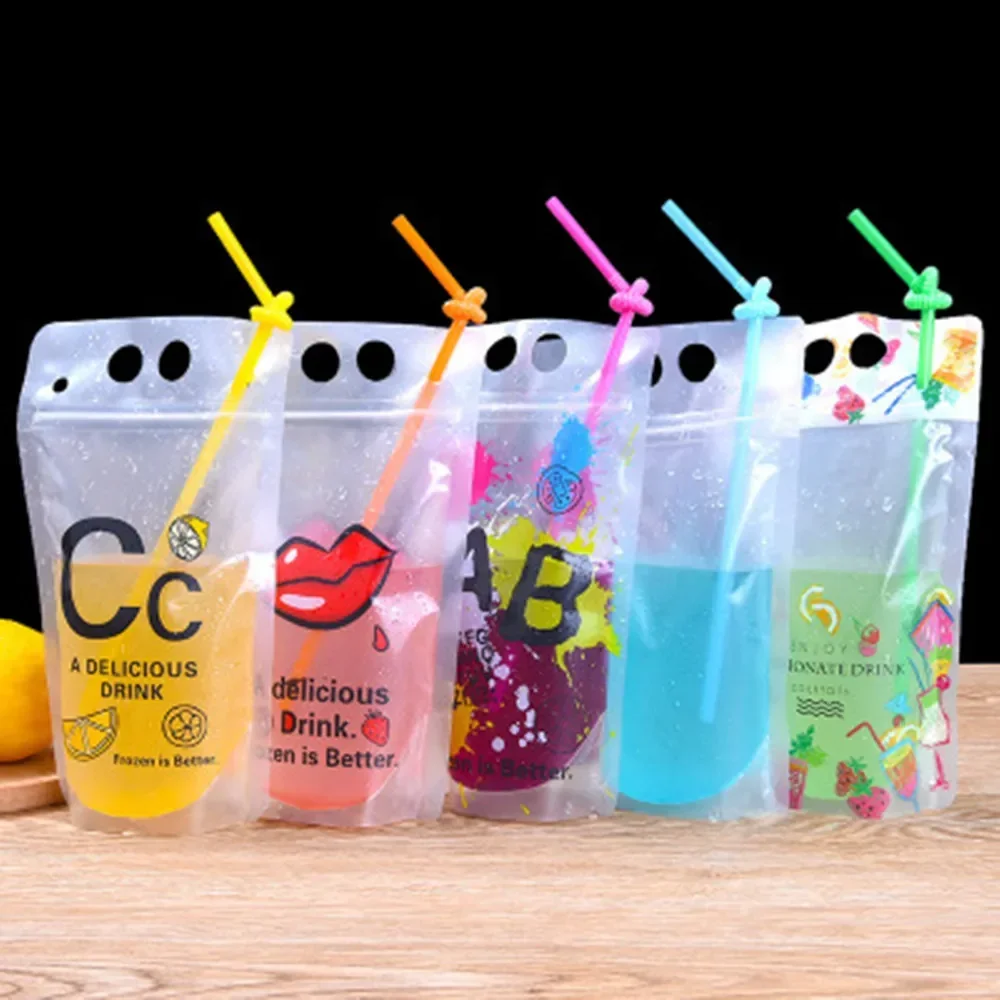 50pcs 400ml-500ml Plastic Drink Pouches with Straw Food Grade Plastic Beverage Package Bag Wine Juice Liquid Packing Drink Bag