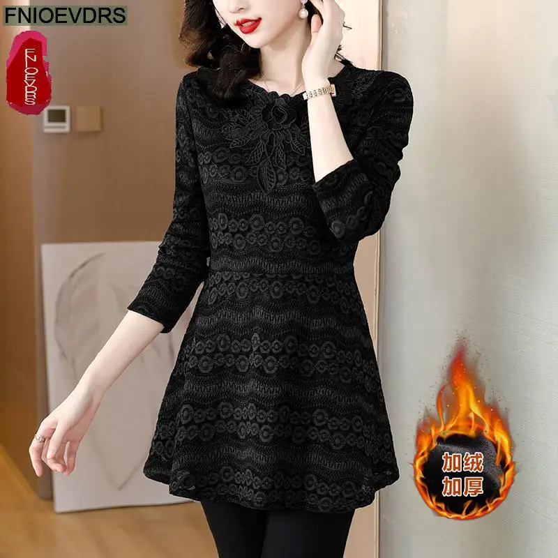 Hot Sales Women Winter Spring Retro Vintage Loose Warm Velvet Peplum Tops Hollow Out Black Lace Long Tunic Basic Shirt Blouses