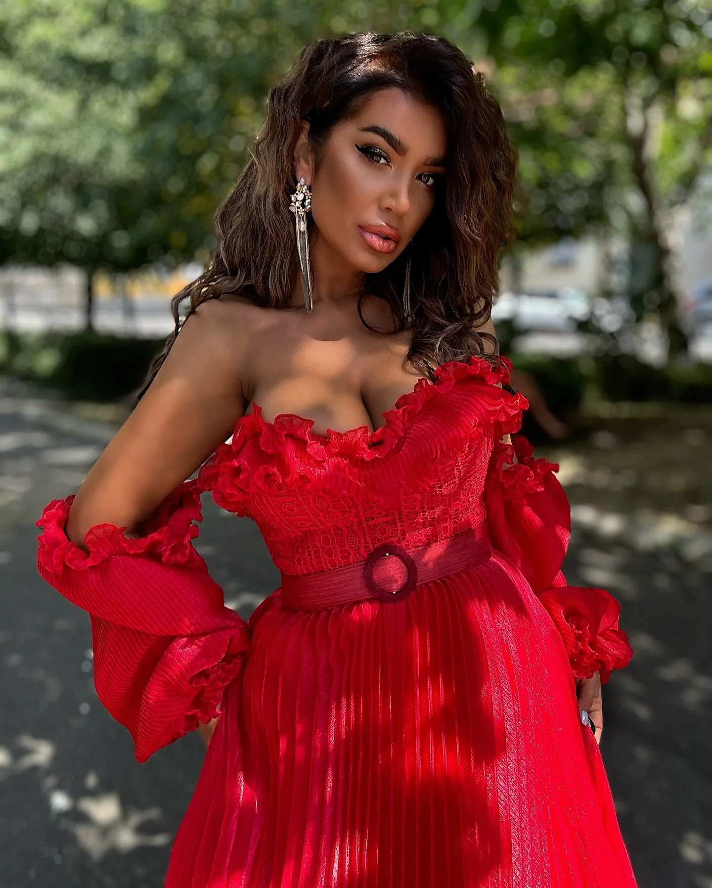 Couture Red Pleated Long Evening Dresses With Ruffles Trimmed Details Pretty See Thru Puff Sleeves A-line Formal Party Dress