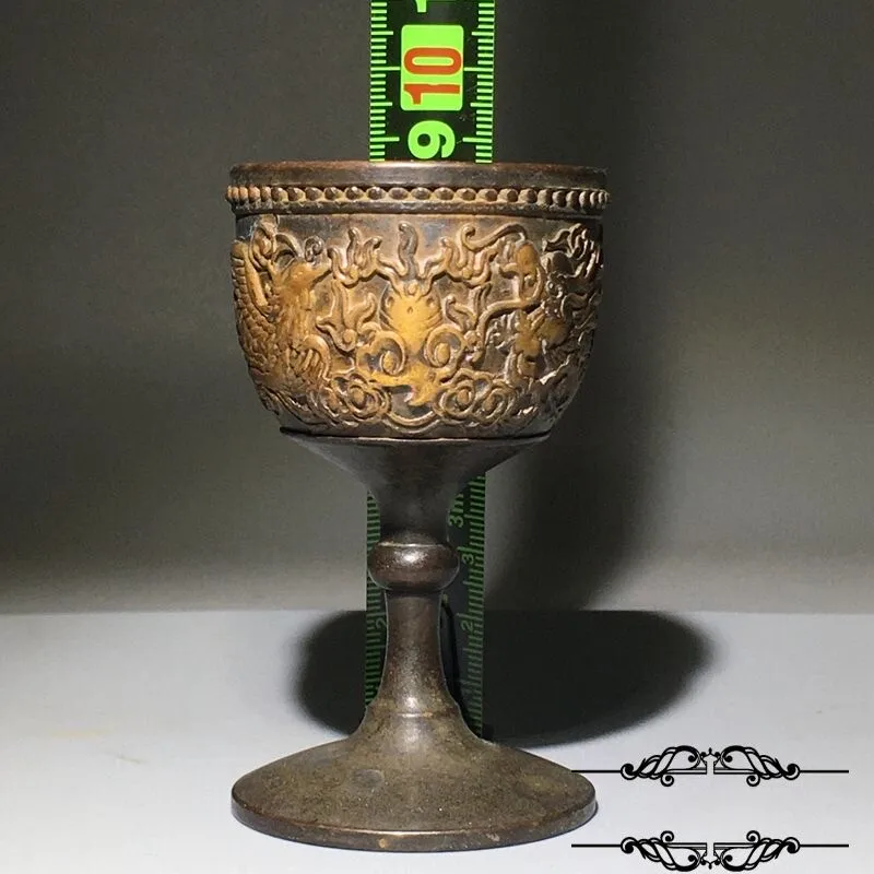 Antique miscellaneous pure copper gilt relief gilt gilt dragon and phoenix chengxiang dragon flying phoenix dance retro goblet w