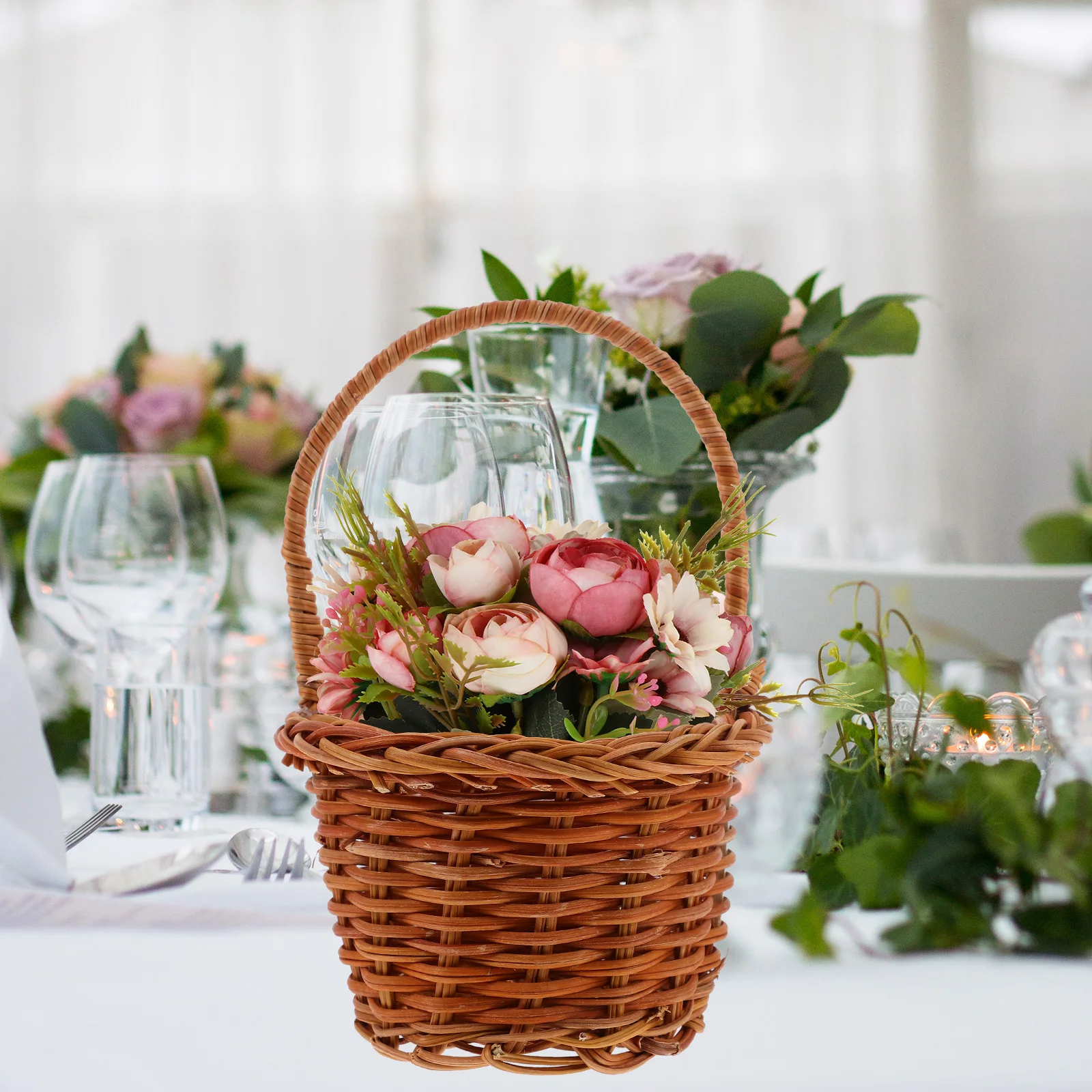 

4pcs Woven Handmade Mini Flower Baskets Decorative Storage for Wedding Party Rustic Handcrafted Portable Flower