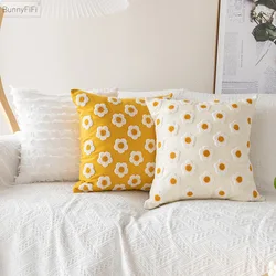 Chic Floral Cushion Cover Daisy Floral 45x45cm/30x50cm White Embroidery Pillow Cover Soft Cozy for living room