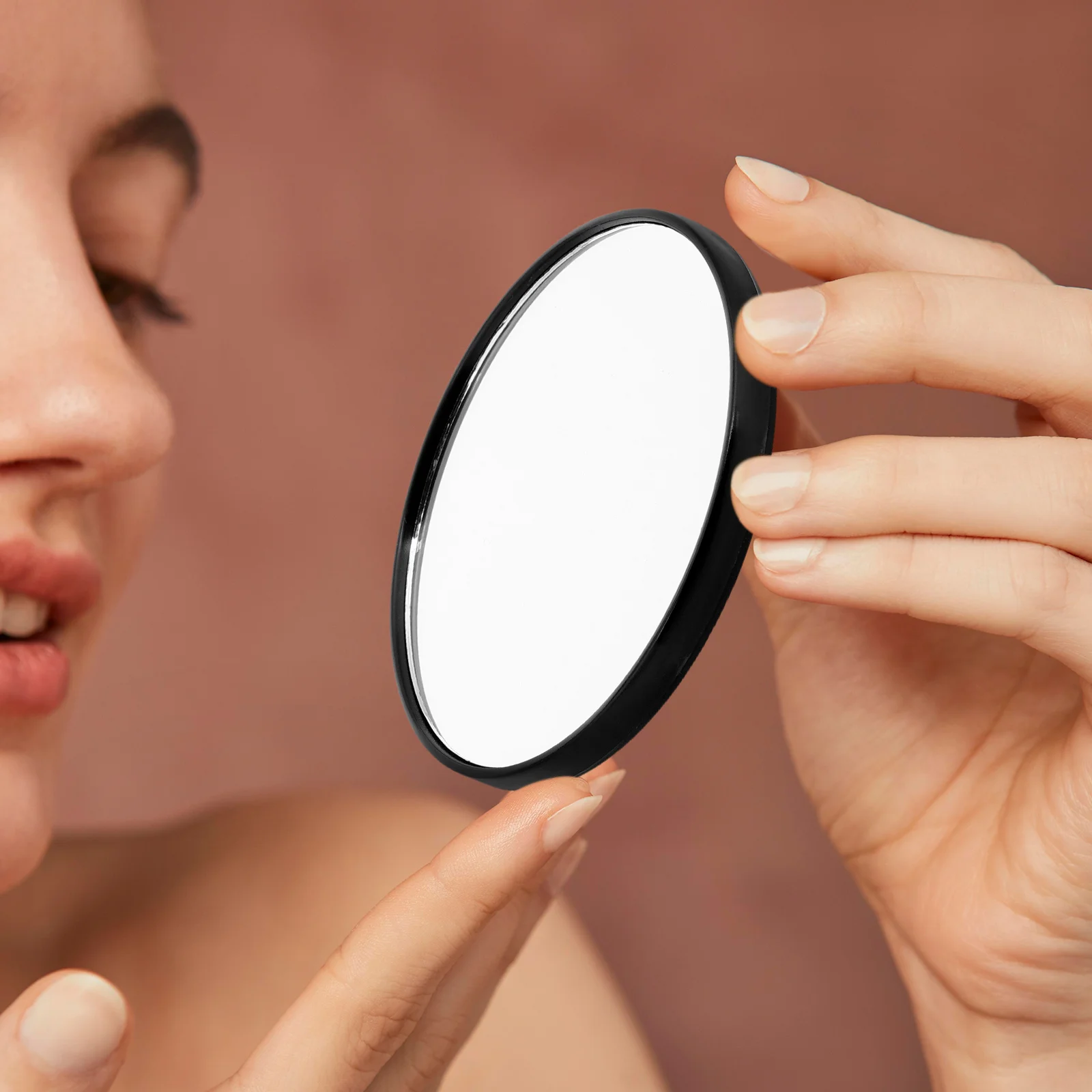 3 個の美容拡大鏡 5X ポータブルブラックトラベルメイクアップバニティコンパクトラウンドウォールマウントシャワースティックオン眉毛摘み取り