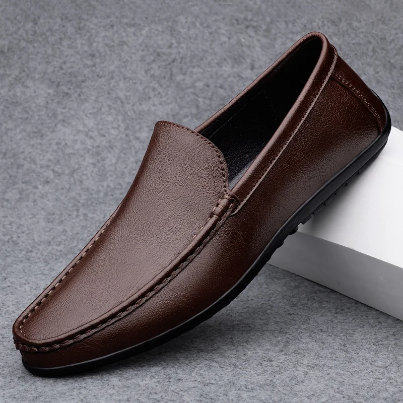 Echt lederen loafers heren ontwerp mocassin mode slip op zachte platte casual herenschoenen volwassen mannelijke schoenen handgemaakte bootschoenen