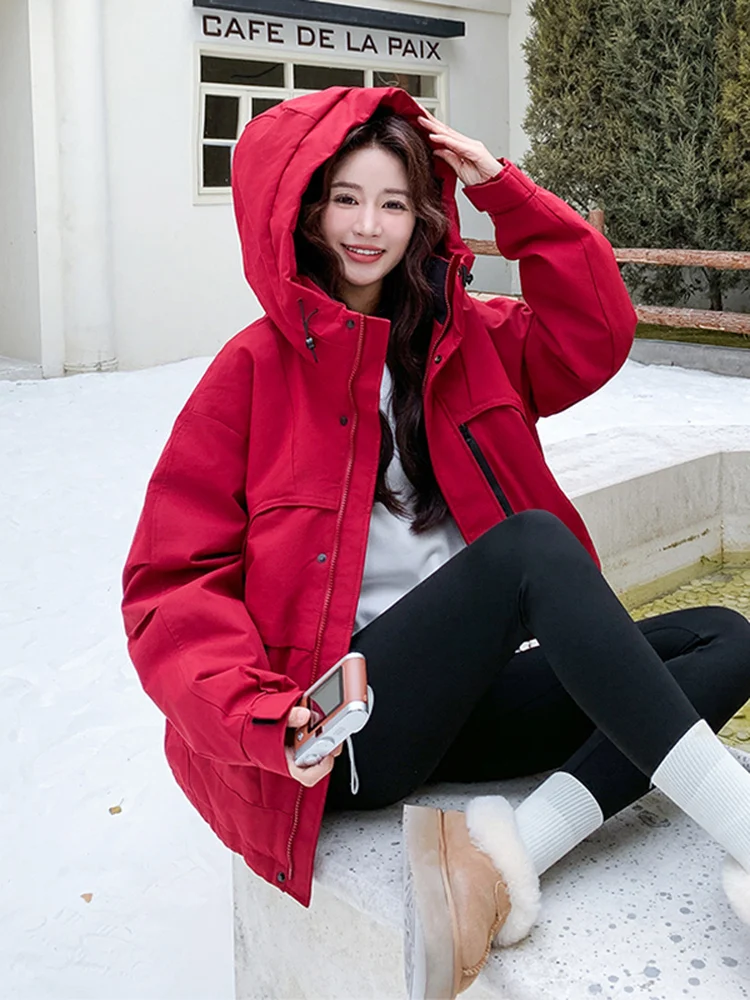 

Красная женская зимняя куртка-пуховик с капюшоном, с белой пуховой подкладкой, повседневная, свободного кроя, теплая, модная верхняя одежда