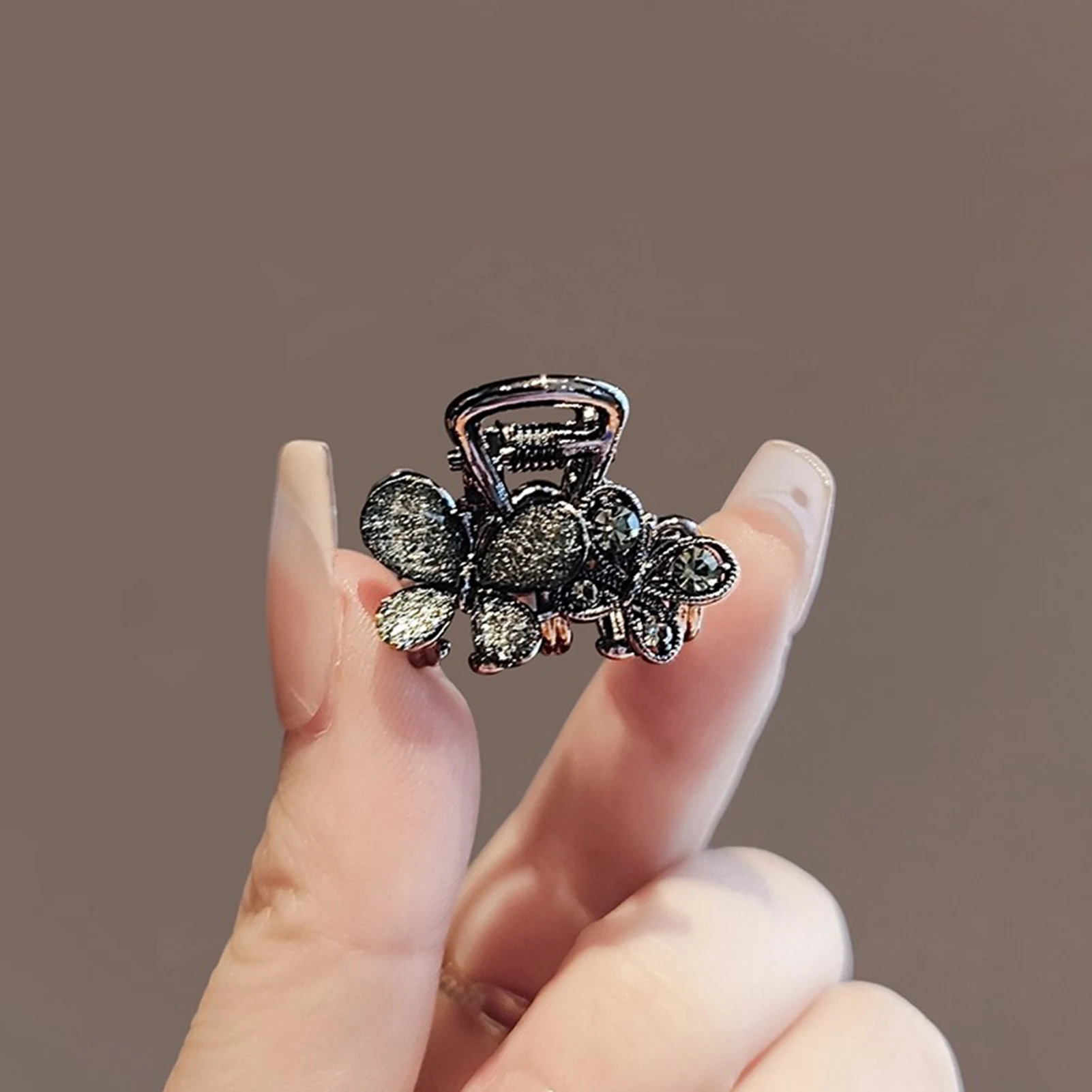 Schmetterlings-Strass-Haarspange für Frauen, eleganter Mini-Haarschmuck, rutschfester Griff für seitlichen Pony, dünnes Haar, Party, täglicher Gebrauch