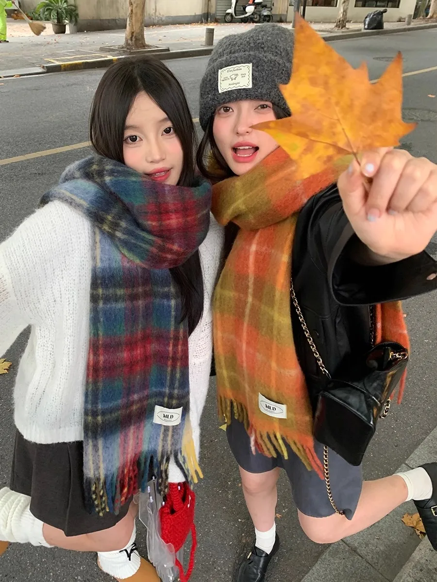 

Новый вязаный шарф в полоску в стиле ретро для женщин, осенне-зимний высококачественный теплый студенческий шарф для шеи