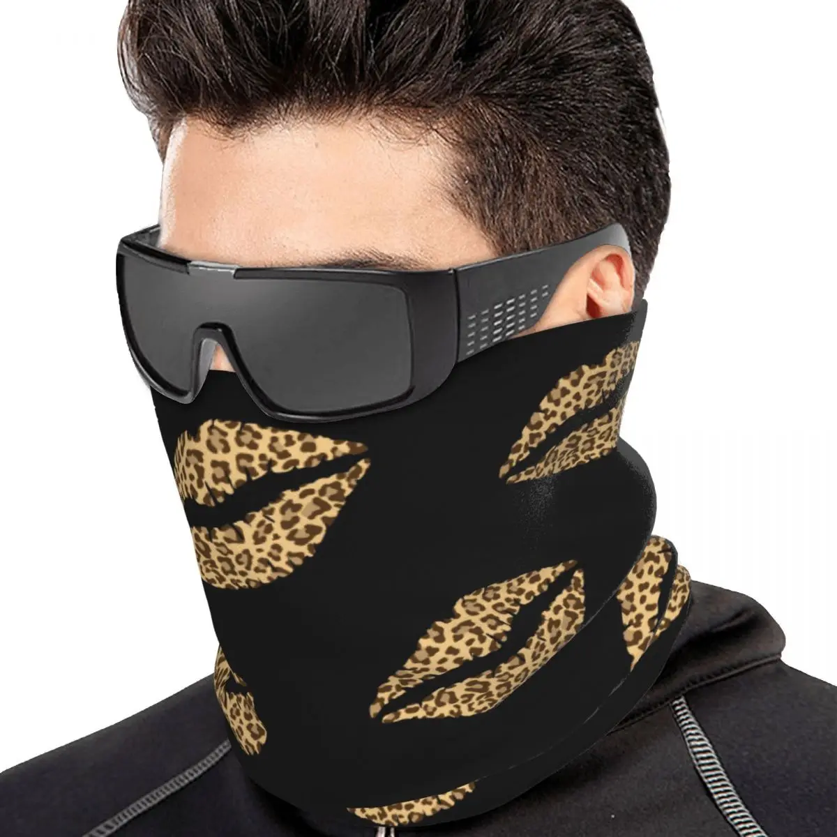 Leopard Print Lips Multifunctional Elastic Neck Gaiter Wind Proof Face Cover Bandana Unisex for Motorcycle Hiking Fishing