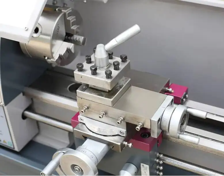 آلة مخرطة معدنية صغيرة Wm210v