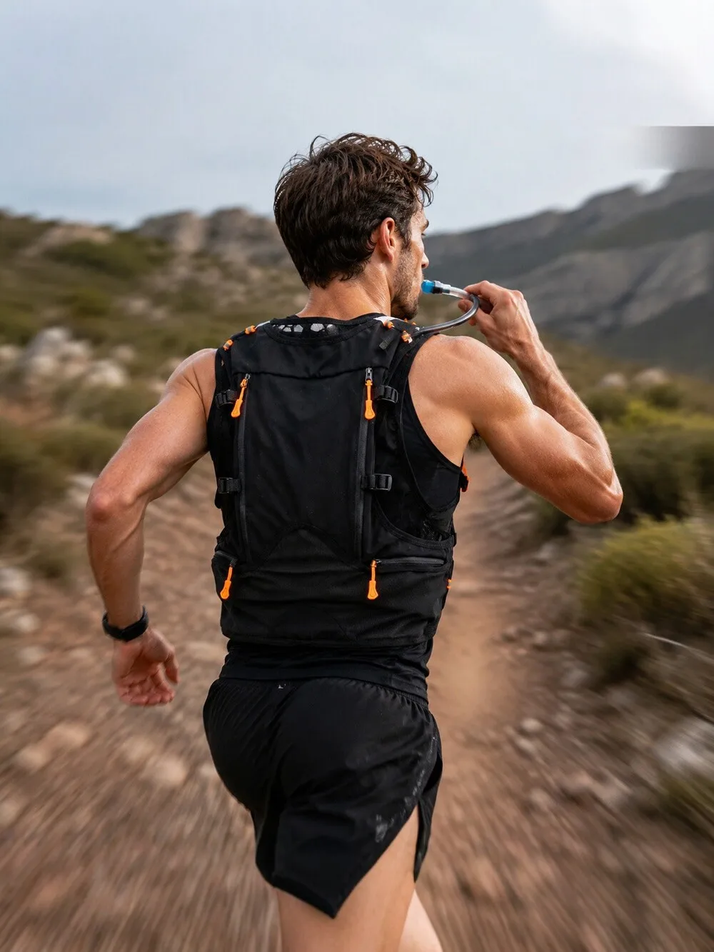 Sports outdoor vest backpack, breathable and water-repellent, cycling, cross-country running, marathon hiking backpack