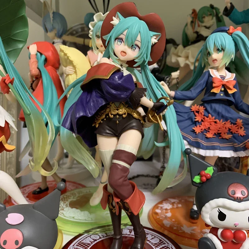 Original Taito Hatsune Miku Figure Wonderland Puss In Boots Anime Action Figurines Collection Model Statue Doll Toys Kid Gift