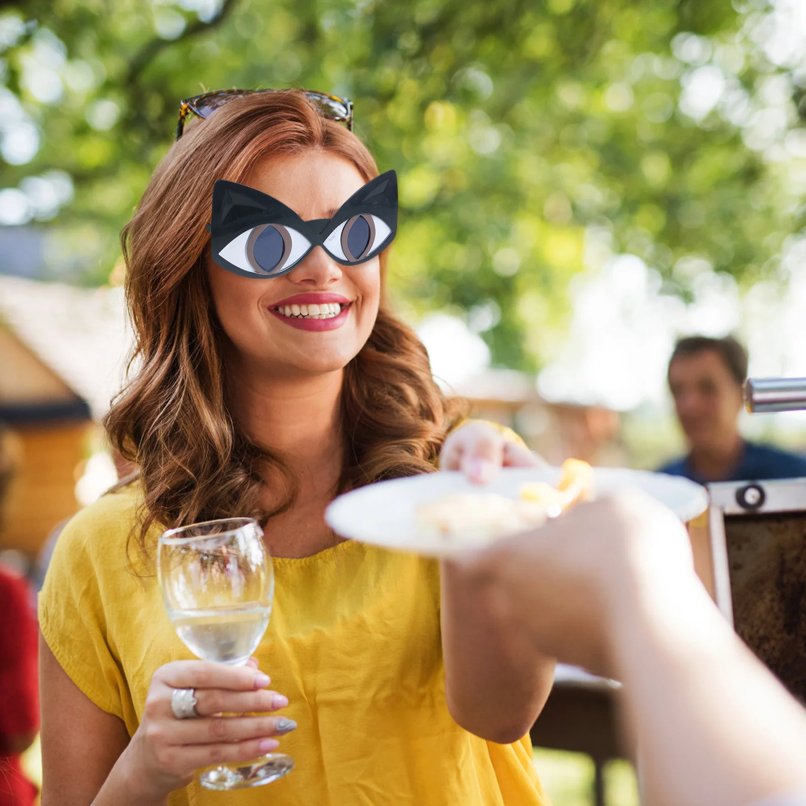 2pcs Novel Irregular Dark Glasses Ergonomic Design Smooth Edges Party Glasses Props Funny Shades For Christmas Photo Booth