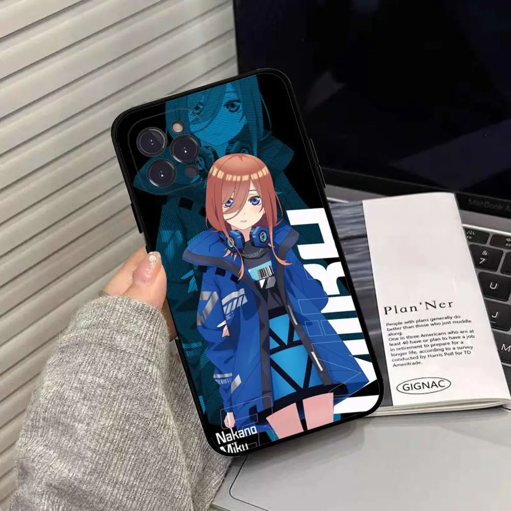 Nakano Miku Anime Phone Case Silicone Soft for iphone 15 14 13 12 11 Pro Mini XS MAX 8 7 6 Plus X XS XR Cover