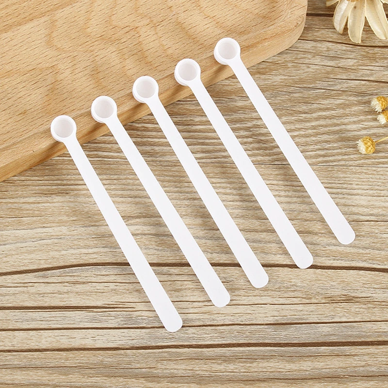 50 sztuk 0.25ml łyżeczka plastikowe mikro małe łyżeczki miarowe do kosmetyków w proszku brokat przyprawa narzędzia pomiarowe
