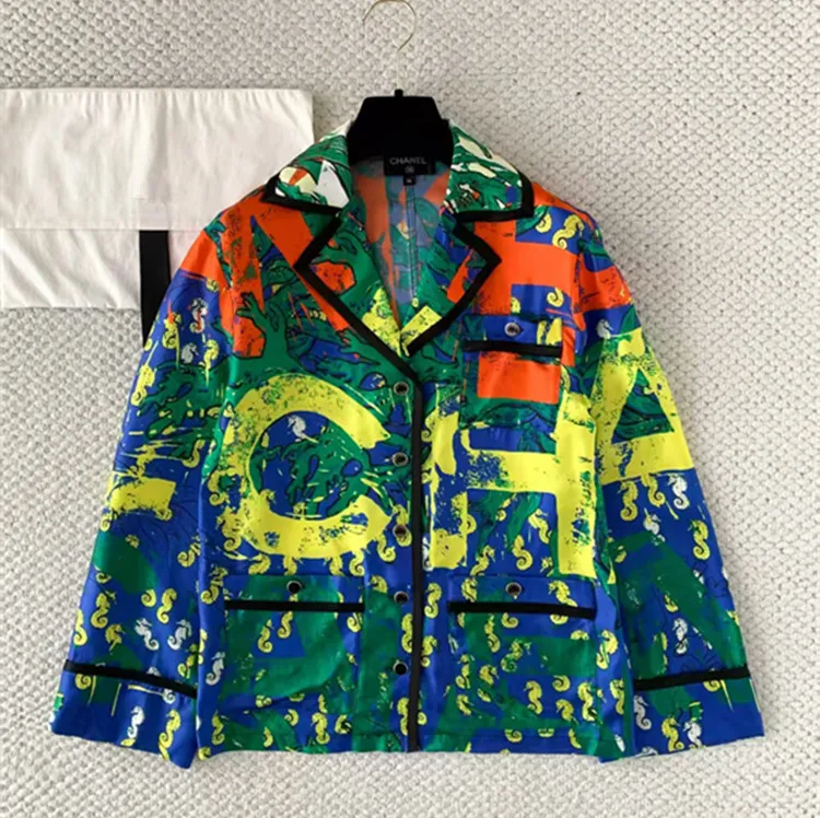 

Customization New summer 2026 styles for European and American ladies' clothing Long-sleeved printed single-button silk shirt