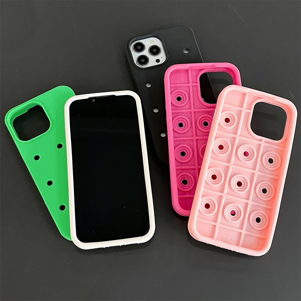 Dla Crocs Charms Silikonowe miękkie etui na telefon dla iPhone 14 12 11 13 15 16 Pro Max Mini X XR XS 7 8 SE Oddychająca, wstrząsoodporna obudowa