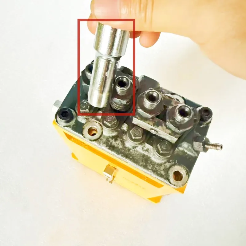 

For Kubota Oil Pump Plunger Head Removal Repair Tools Socket Wrench