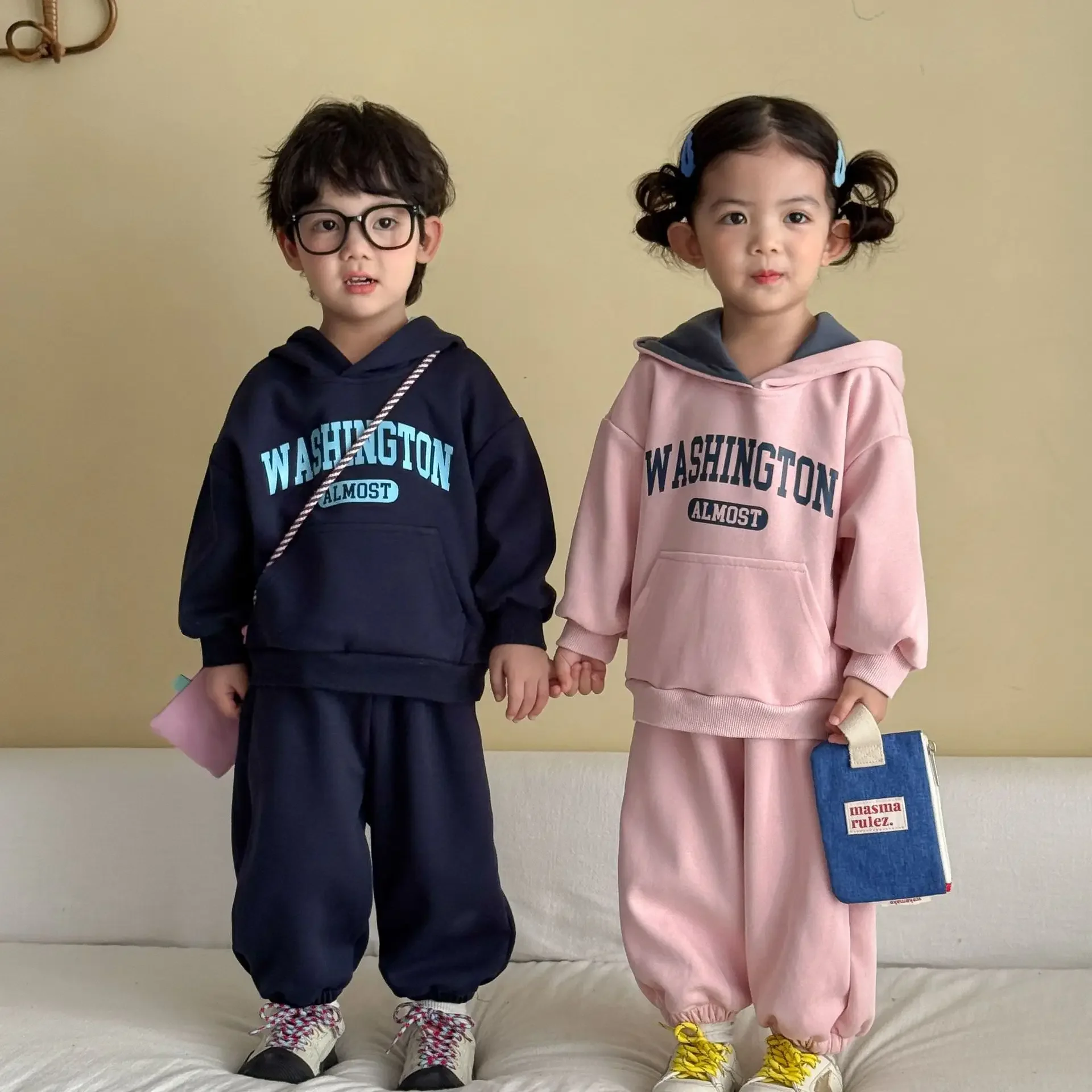 Children's Sets Autumn Outfit Set for Boys' Sports  Girls' 2026 New Spring and Autumn Baby Hoodie and Pants Two-piece Set