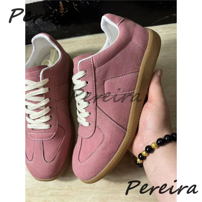 

Summer Versatile Men's Casual Sneakers Suede Solid Lace Up Thick Soled Sports Shoes Designer Comfortable Flats Training Shoes