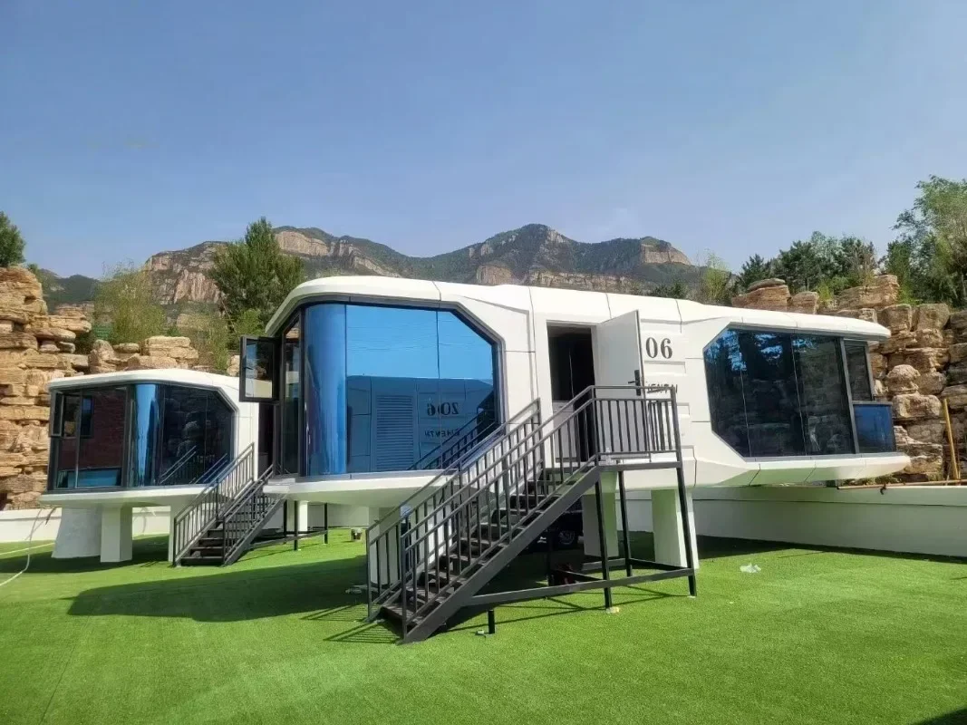 Portable Container House  Prefab Luxury Tiny House for Resort Hotel Home Movable Prefab House