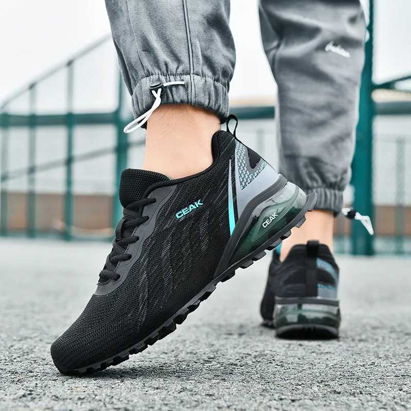 

Новые модные мужские кроссовки для бега, повседневная обувь, простой и стильный дизайн, высокое качество, универсальные для ежедневного использования, для активного отдыха и спорта.