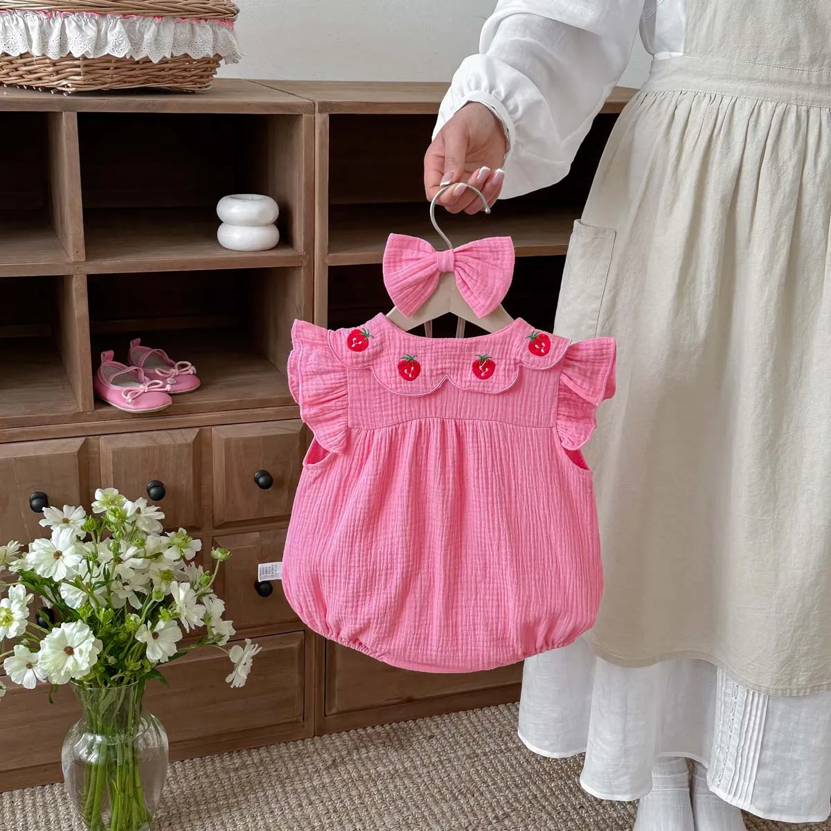 0-18m Baby Girls Summer Romper + Headband Set, Cute Strawberry Embroidery Ruffle Sleeve Bodysuit, Newborn Casual Onesies