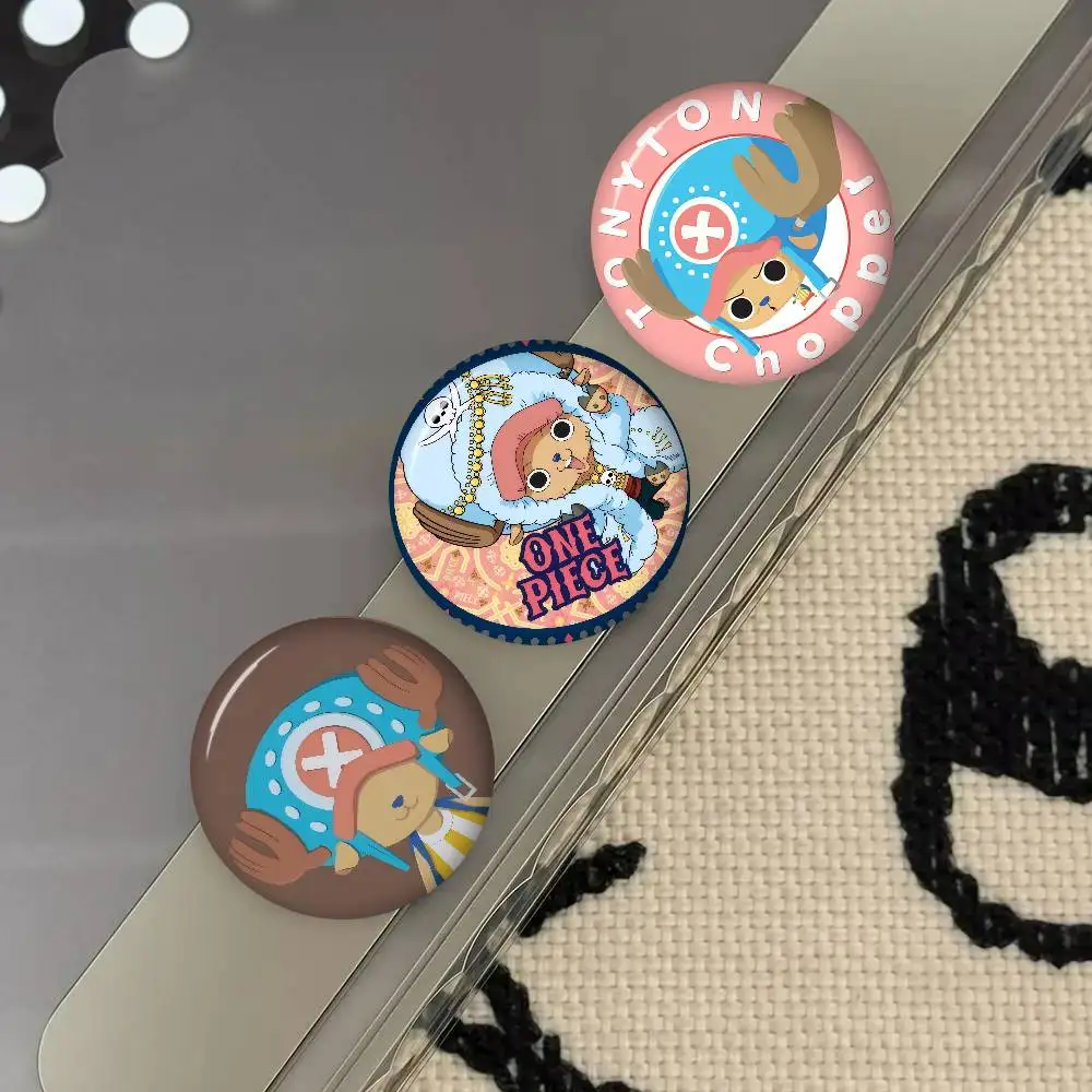 Anime Tony Tony Chopper  Anime Creative Tinplate Soft Button Pins Animal Icon Brooch Lapel Backpack Badge Accessories Pin