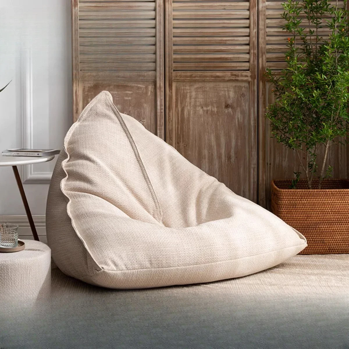 Sofá perezoso tatami lectura descompresión crema viento frijol saco de arena balcón puede tumbarse y dormir