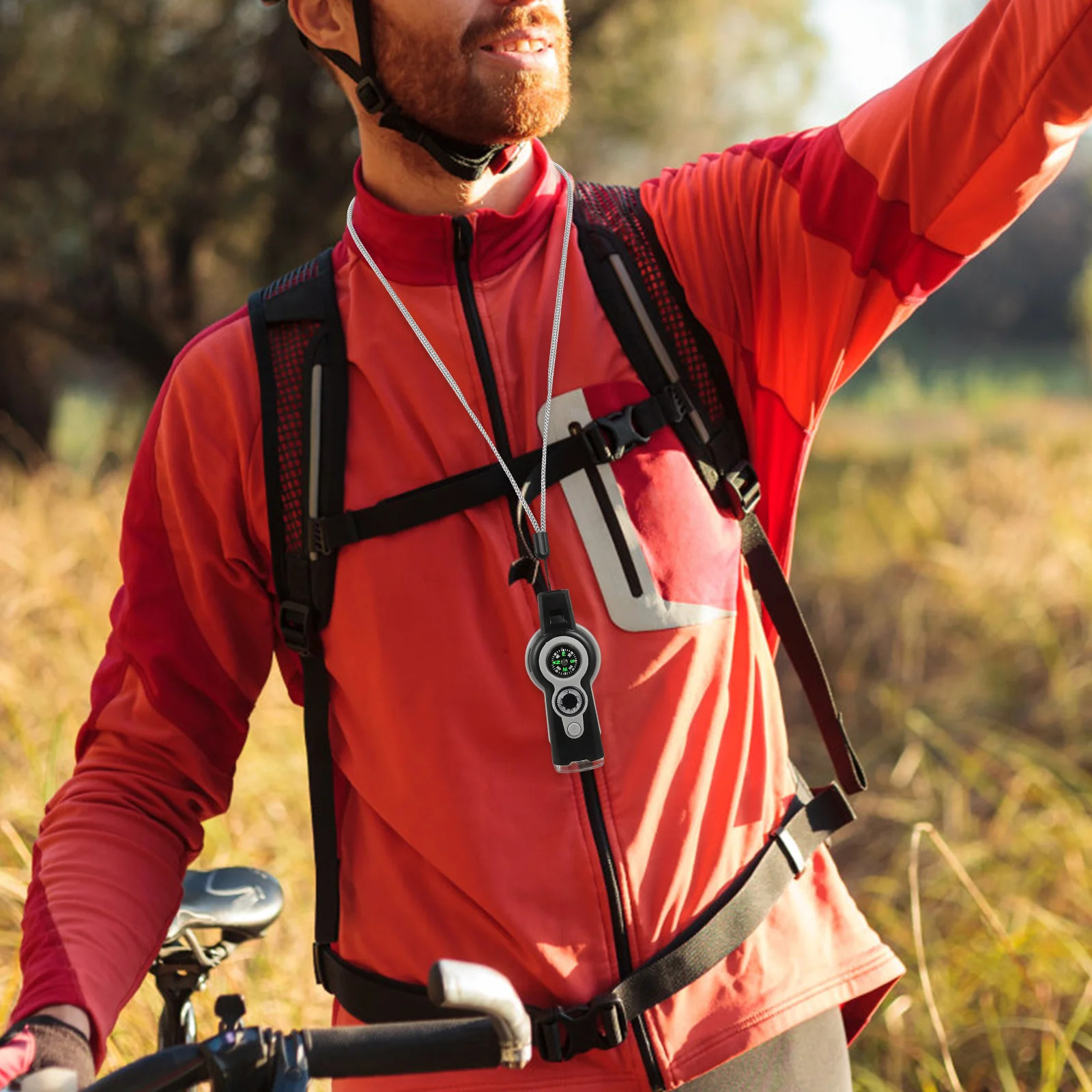 7 في 1 في الهواء الطلق صفارة إنقاذ مصباح ليد ميزان الحرارة البوصلة عدسة مكبرة عاكس الحبل أداة الطوارئ للتخييم