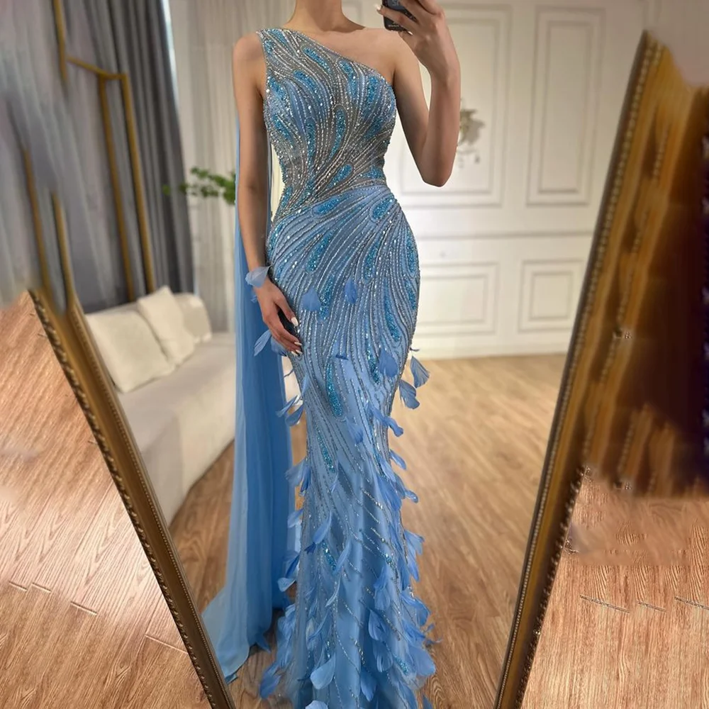 

Luxury One Shoulder Prom Dresses 2025 Sleeveless Feather Crystal Applique Arabic Dubai Vestidos De Gala Elegant Evening Dress