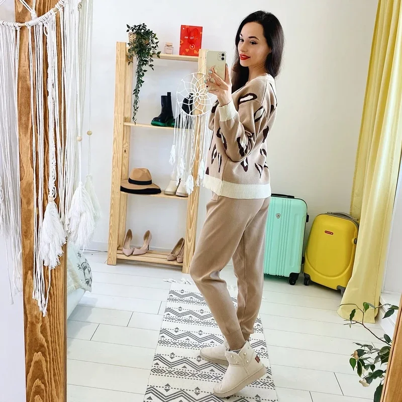 2021 One Size  New Leopard Print Knitted Cardigan + Two-piece Harem Pants Four Color