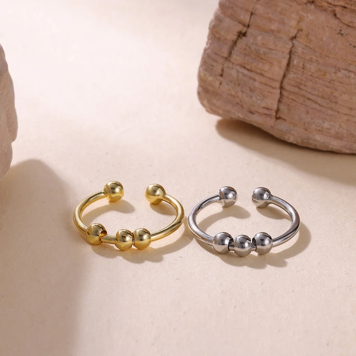 مكافحة الإجهاد القلق الخرز خواتم للنساء الذهب اللون مفتوحة قابل للتعديل الدورية الدائري الجمالية الزفاف الأزياء والمجوهرات هدية