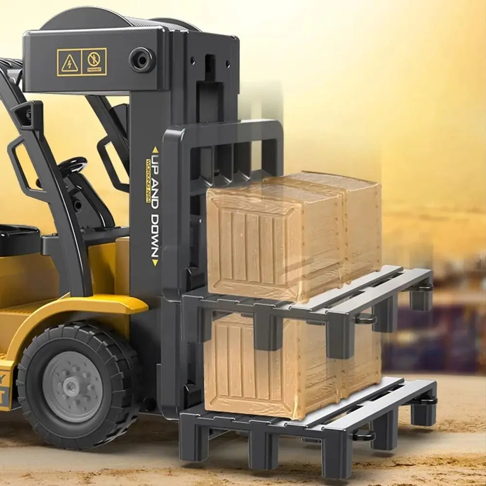 Creative Remote Control Forklift Spray Function Simulation Engineering Vehicle 11 Way Light Music Children's Crane Toys