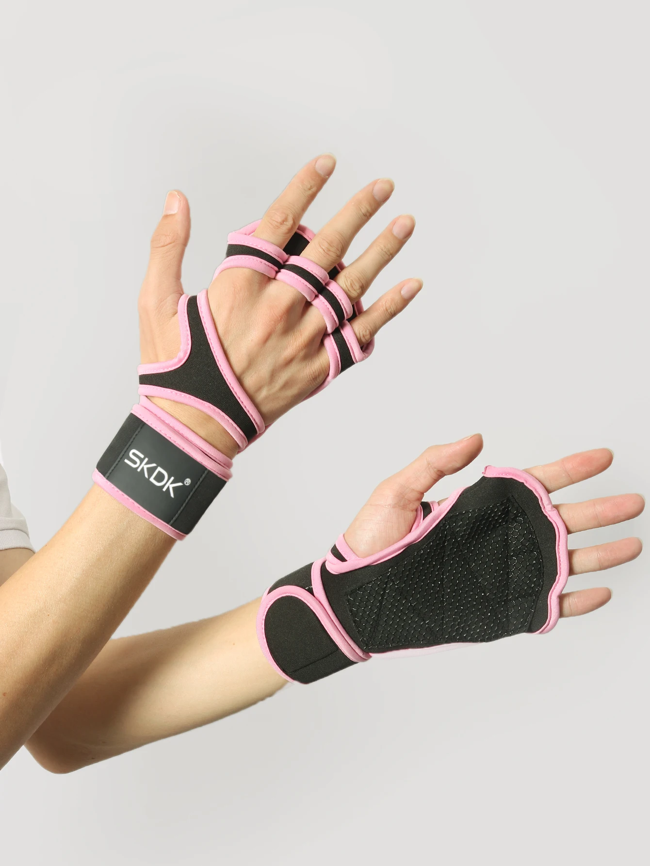 قفازات رياضية للغوص واللياقة ا - مراجعة Weightlifting Gloves وسعره