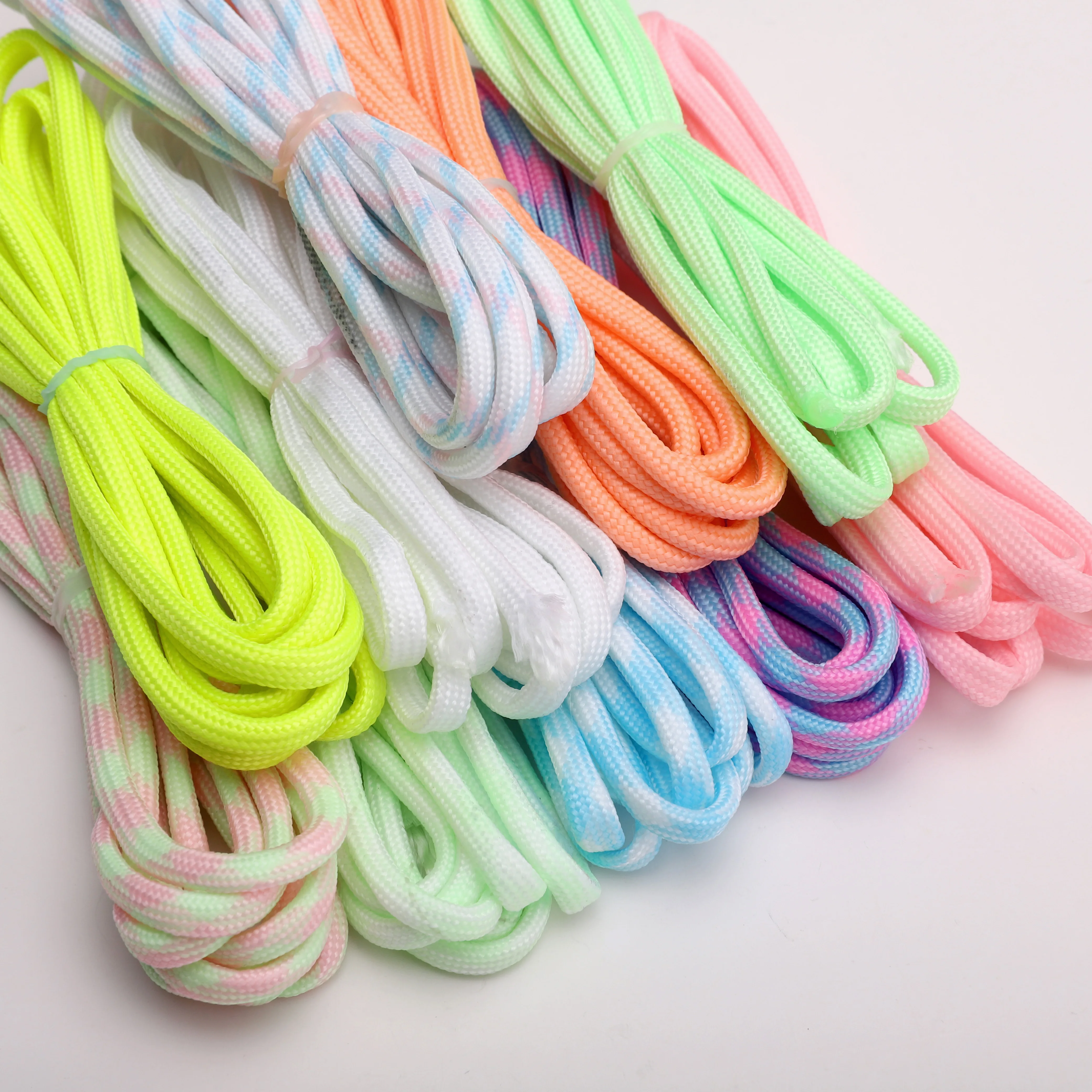 Paracord que brilla en la oscuridad de 2m y 4mm, línea Guy para tienda de campaña al aire libre, cordón trenzado hecho a mano para pulsera DIY, llavero, accesorios