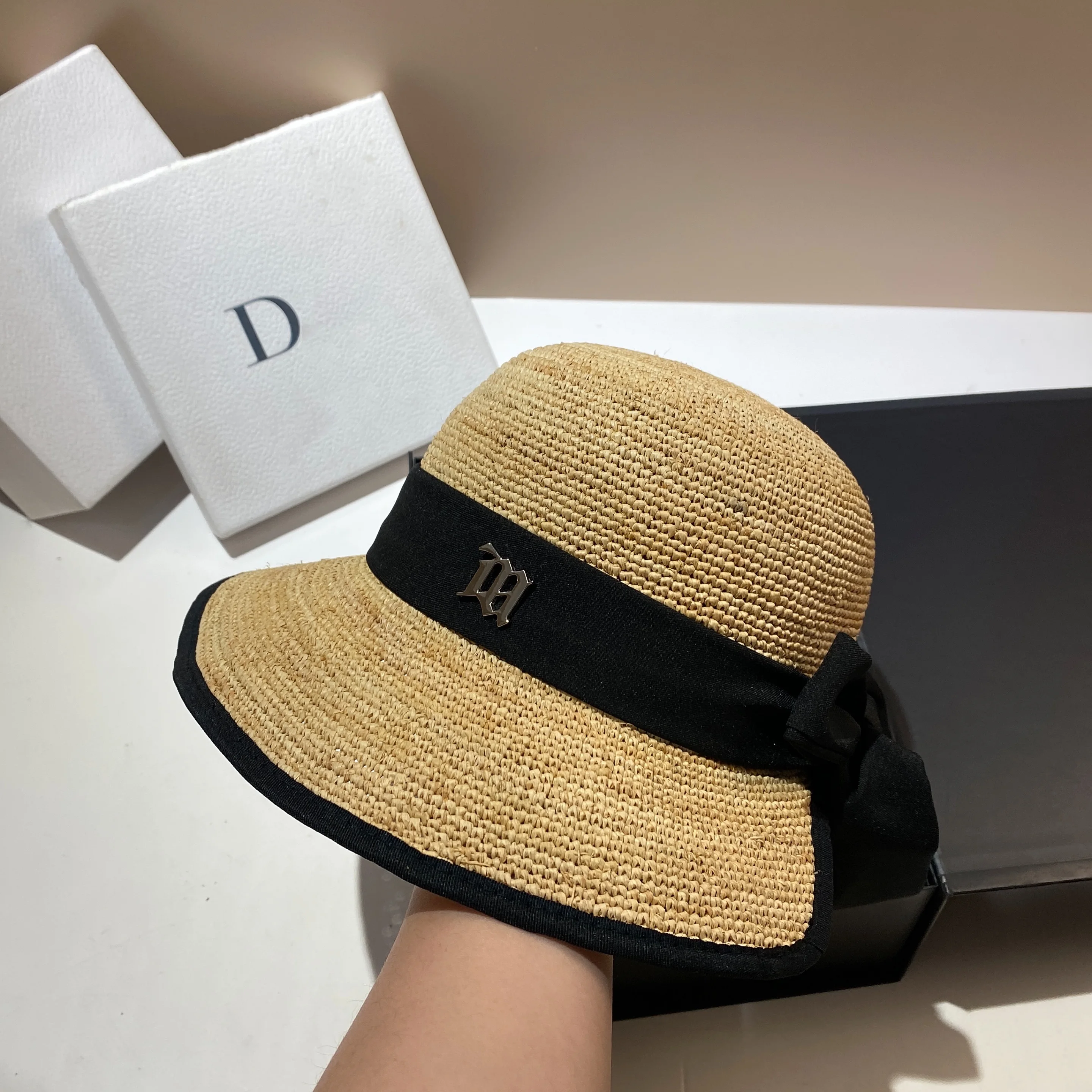 

【Lafite】North Korea imported natural grass sun hat women's summer French Hepburn style bow streamer sun protection hat