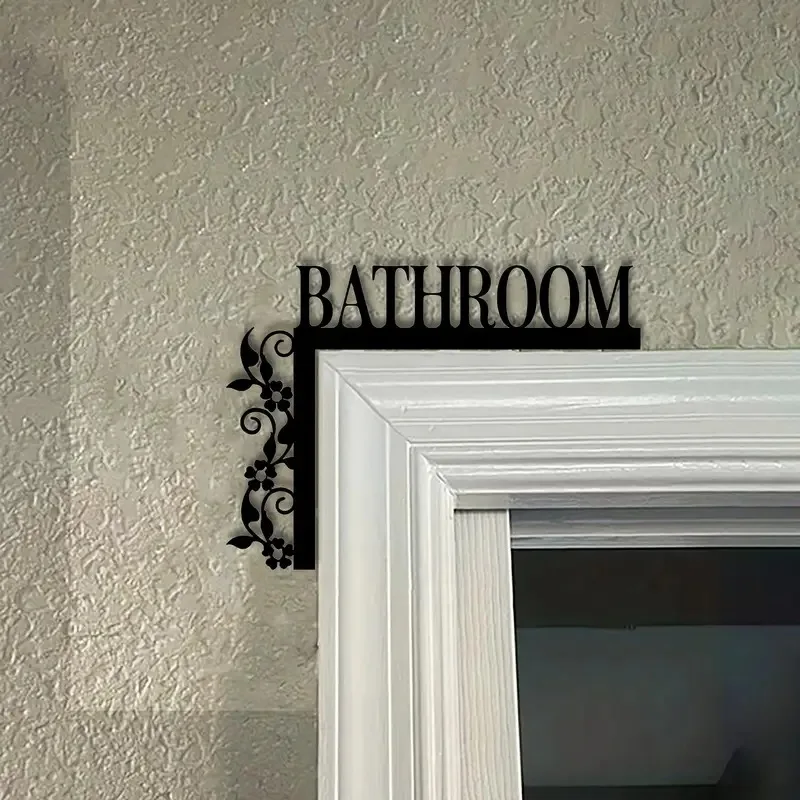 Elegantes Metall-Badezimmertürschild, Wandmontierte Eisenkunst-Dekorationsplatte mit Blumendesign, Geeignet für Inneneinrichtung, Badezimmerdekoration – Detail 4