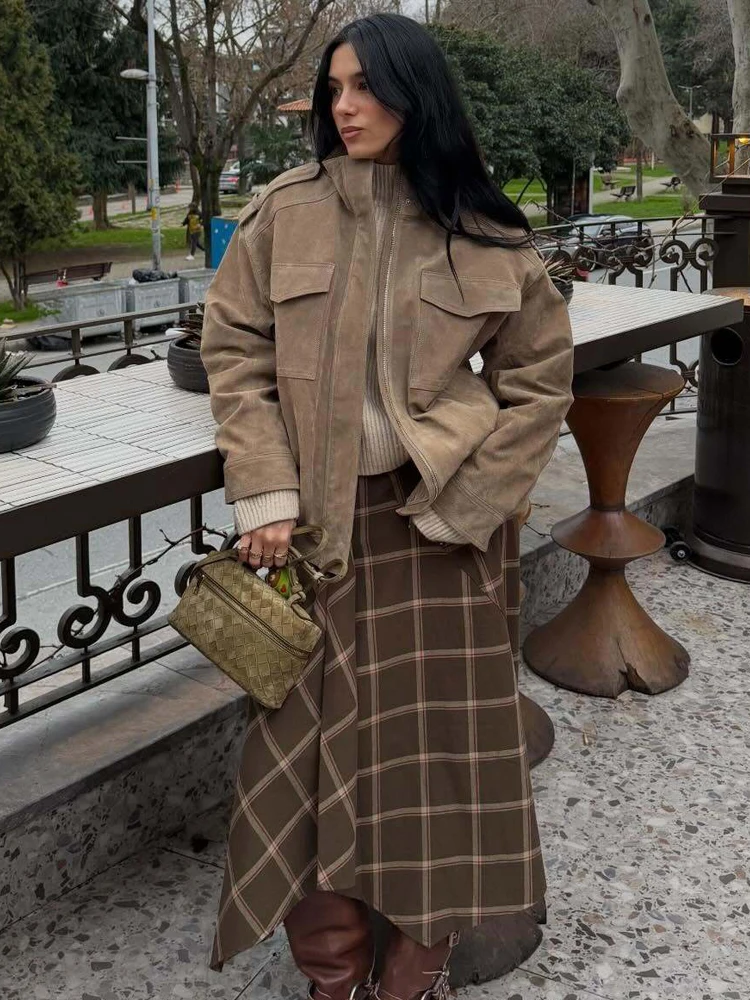 

HH 2025 Fashion Women Solid Suede Textured Jacket Casual Stand Collar Zipper Pocket Long Sleeve Female Moto Style Streetwear