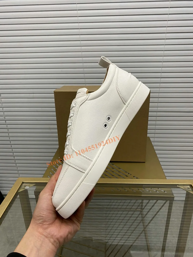 جلد أبيض منخفض قطع الدانتيل يصل أحذية رياضية رجل جولة تو تنفس حذاء مسطح للرجل الانزلاق على أحذية الحفلات الذكور الشقق