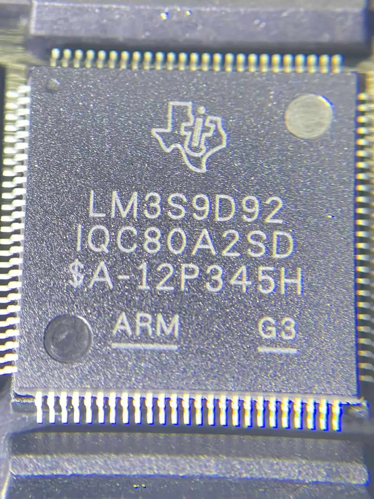 

LM3S9D92-IQC80-A2T LQFP-100 Однокристальная микрокомпьютерная микросхема на складе LM3S9D92-IQC80A2SD