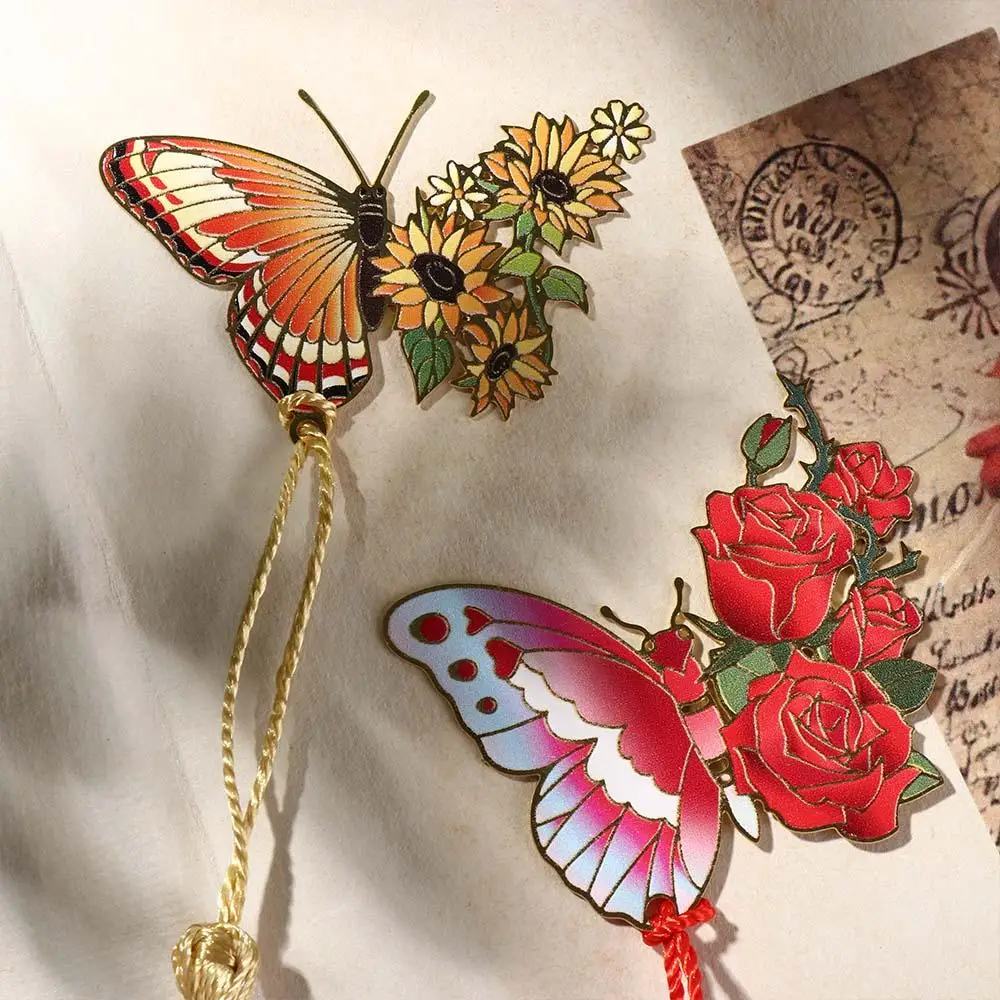 Hollow Tassel Butterfly Bookmarks Pendant Reading Metal Bookmarks Book Clip Chinese Style Flower Bookmarks Office Supplies
