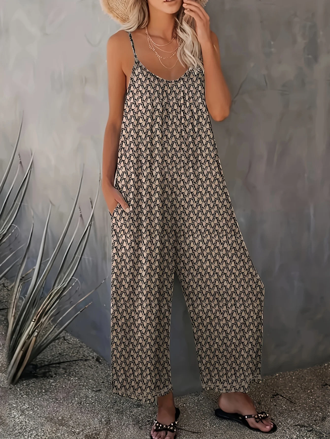 Summer new oversized printed camisole jumpsuit sleeveless V-neck loose wide leg pants casual vacation style