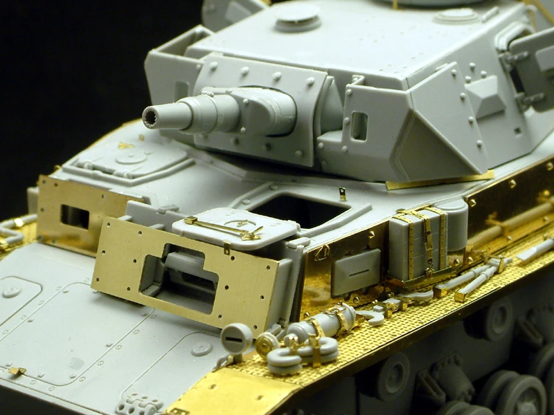 Voyager Model PE35096 1/35 Scale Pz.KPfw. IV Ausf E \