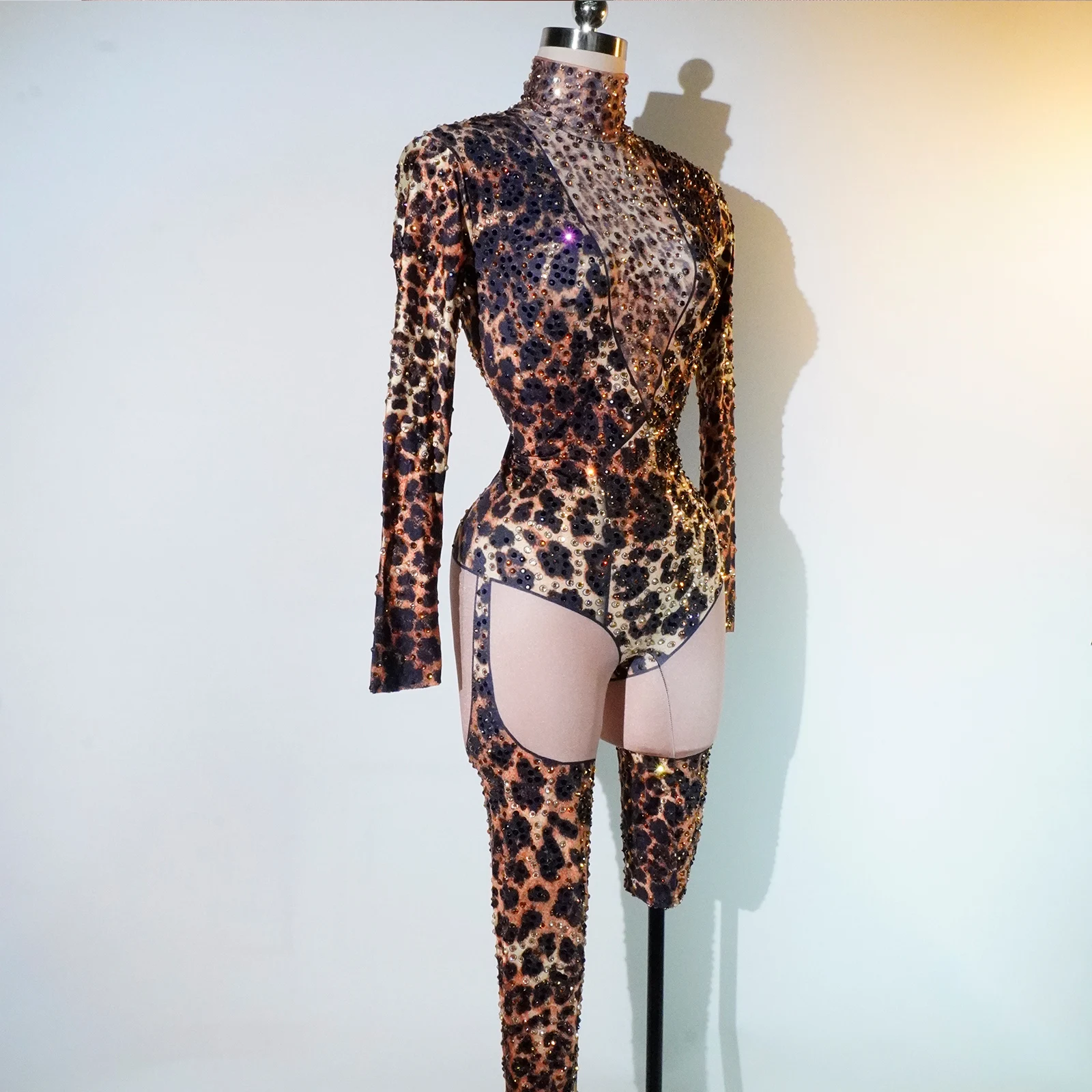 

Diamond Party Outfit luxury Elastic Leopard Print Jumpsuit Perform Dancer Cosplay Costume Drag Queen Outfit Sexy Singer Stage We
