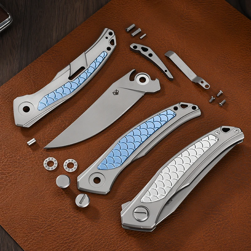 

Quantum Bear Head - Dragon Scale Carved Folding Knife Portable Camping Self-defense Emergency Tool Fruit Knife