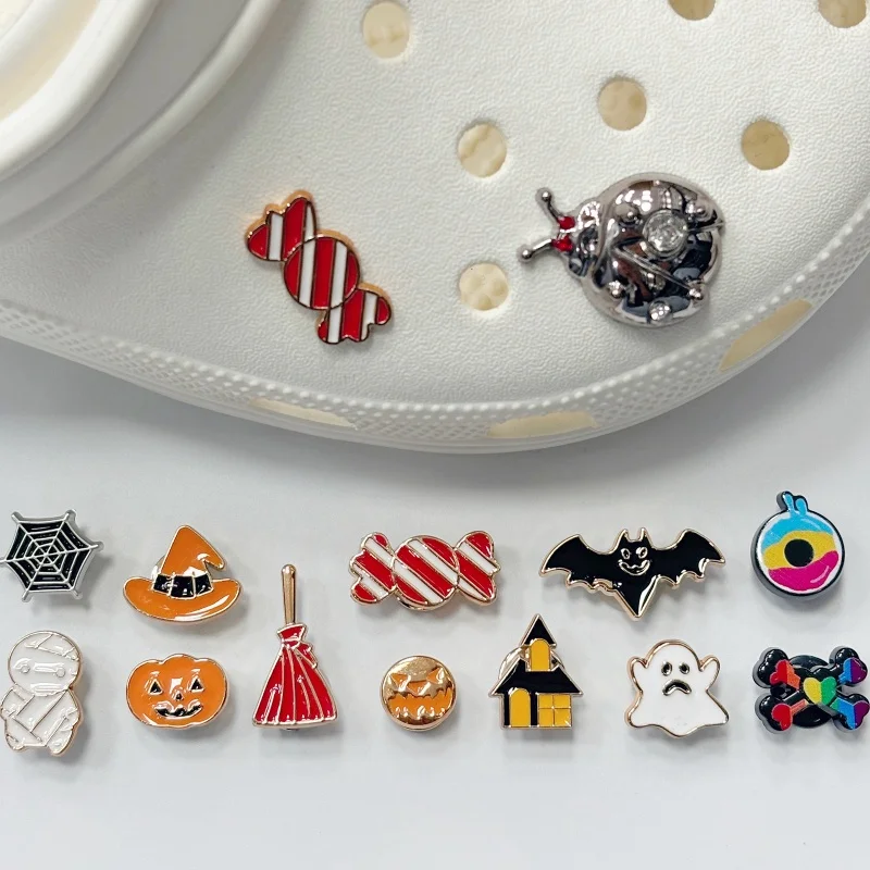 Halloween Cute Shoe Charms For Clog And Sandals Metal Trick Or Treat Clog Decorations With Pumpkin Party Accessories For Friends