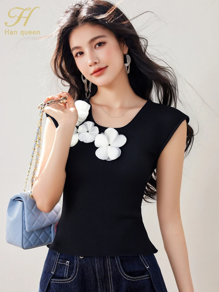 

H Han Queen Knitted T-Shirts Elegant Korean Women's Clothes Three-Dimensional Flower Short Sleeve Top Vintage Work Casual Tees