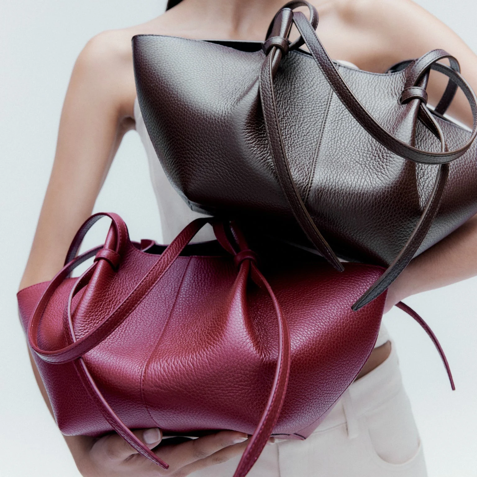 Regalo de Navidad para vacaciones, bolsos de marca de lujo para mujer, bolsos de gran capacidad, bolso de mano Mochi de cuero, bolsos de hombro con alas