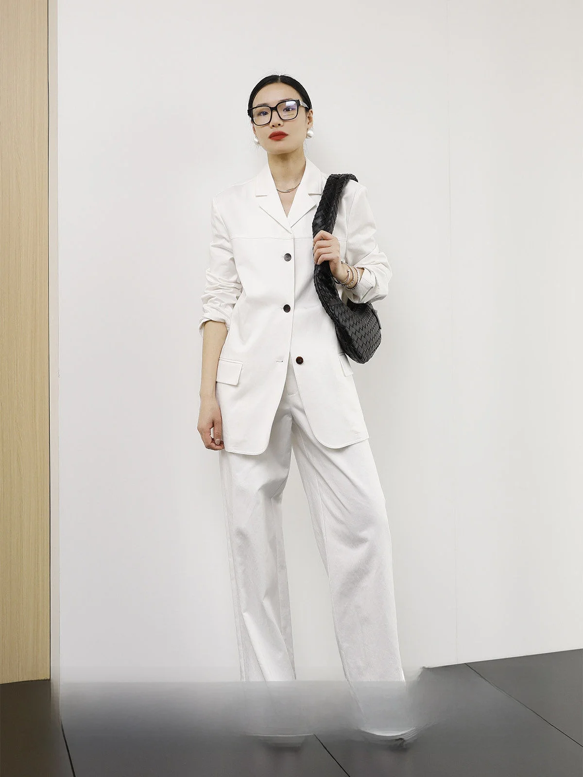 

French Style Mixed Fabric Vest Suit Wide Leg Pants Lemon Chen Elegant Simple White Money Style Women's Fashion Set Summer
