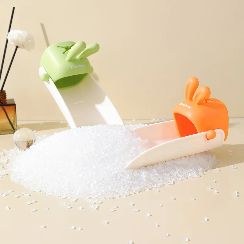 2025年シリコン製子供用水遊び補助具、飛散防止、漫画デザイン、ベビー手洗いヘルパー、飛散防止、使いやすい